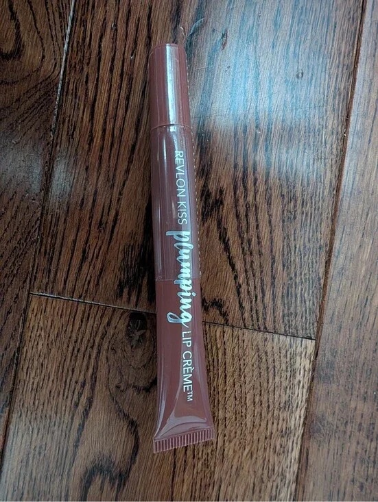 Revlon Kiss Plumping Lip Creme Almond Suede 0.25 oz New Sealed