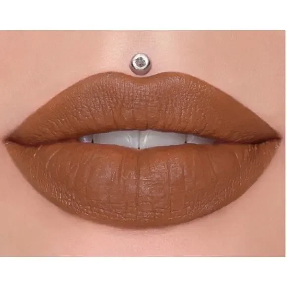 jeffree‎ star velvet- Chocolate fondue