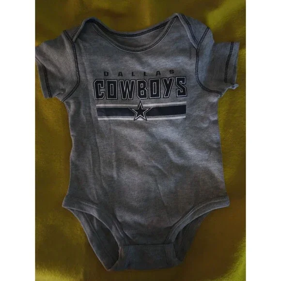 Dallas Cowboys Grey 3-6 Months  (LOC-47)