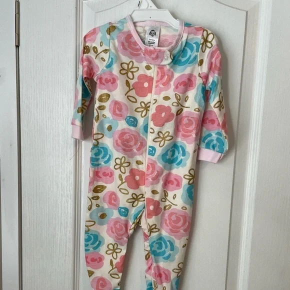 Carter's Floral Zip Up Footed Sleeper 3-6 Months NWT