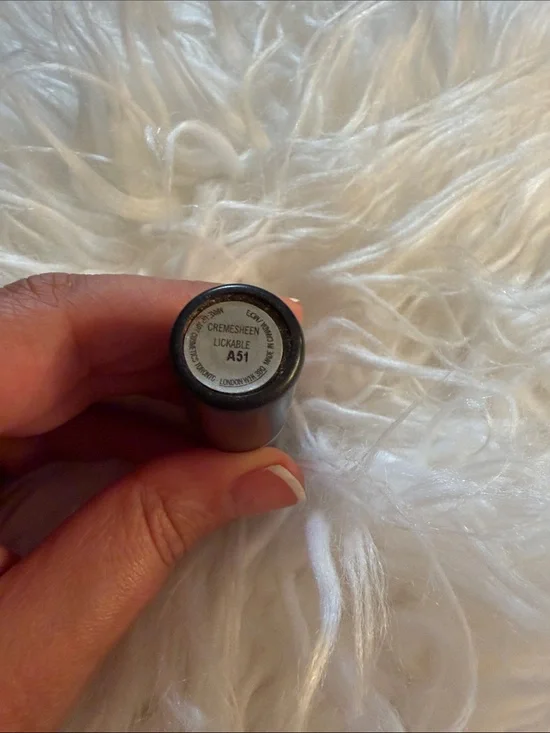 CremeSheen Lipstick 