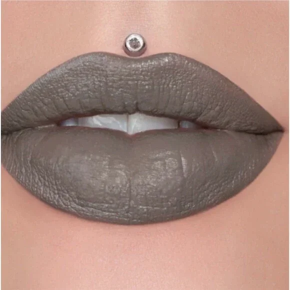 Jeffree Star Cosmetics Velvet Trap Lipstick Grave Digger Gray Greige Matte