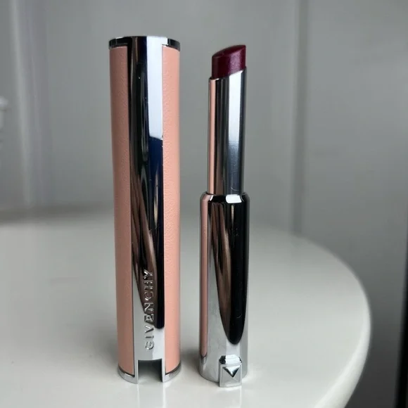 NWOB GIVENCHY LE ROSE PERFECTO 3 IN 1 COUTURE BALM SHADE 304 COSMIC PLUM