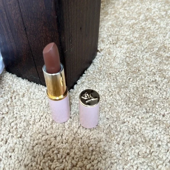 Mary Kay suede 4845 high profile creme lipstick.
