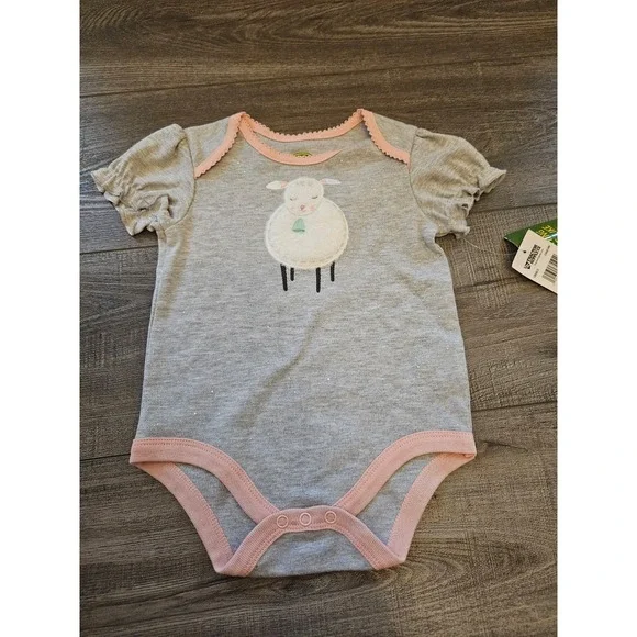 John deere baby girl‎ bodysuit 6-9 mos