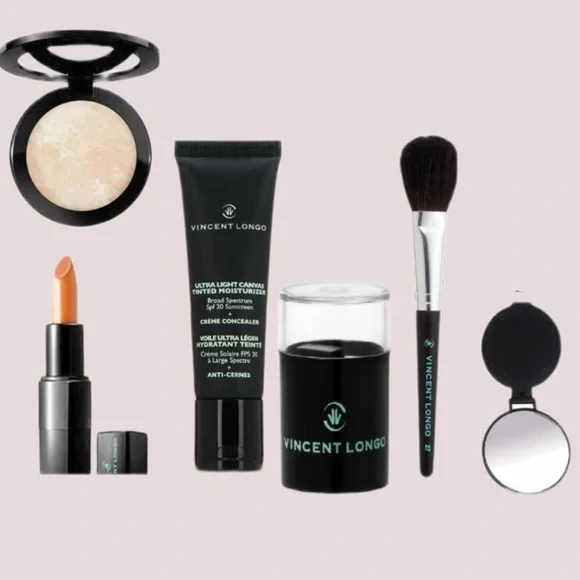 NWT Vincent Longo Makeup Set with Brush and Mirror‎