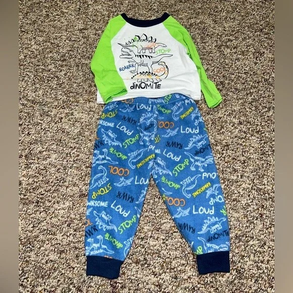 Boys 18 month outfit, pajamas, pjs Kids Pajamas - Green and‎ Blue 18 months