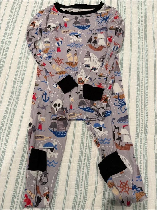 Little Sleepies Gray Pirate Ship Pajama Set with Black Trim