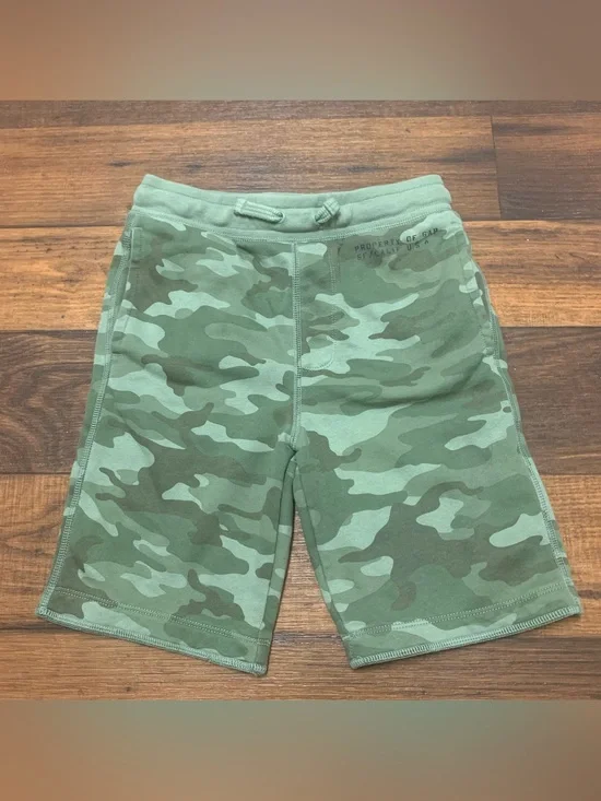 Gap Kids Sz 10 green camouflage fleece shorts Drawstring Elastic Waist Pockets