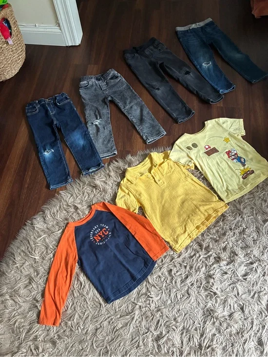 Boys toddler skinny jeans shirts tops Mario school bundle Old Navy Gap 4 5T
