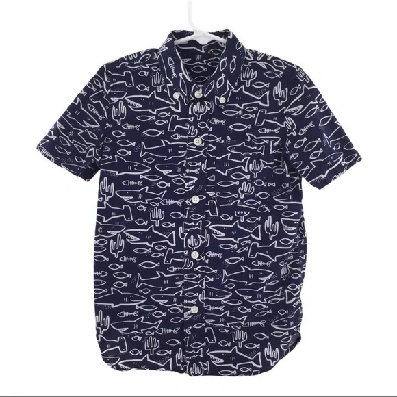 #022 GapKids Boys‎ Button Down Shark and Fish Shirt