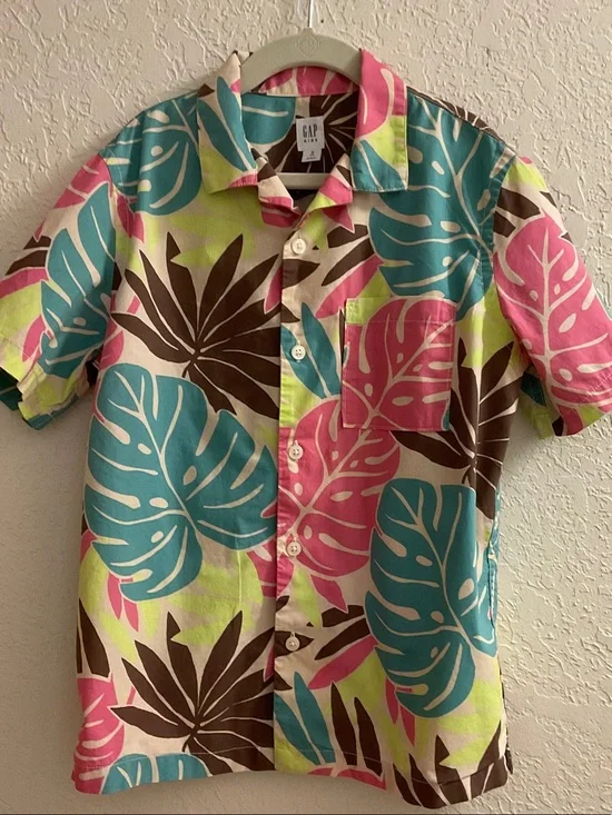 GAP Men’s Short Sleeve Tropical Leaf Print Shirt - Pink, Blue, Brown