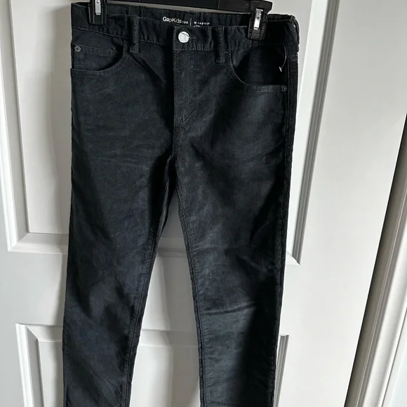 NWOT Gap Kids 16 slim corduroy (fits like a size 12 - 14.