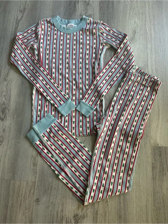 Hanna Andersson Red blue and cream Stripe Tree Pajama Set