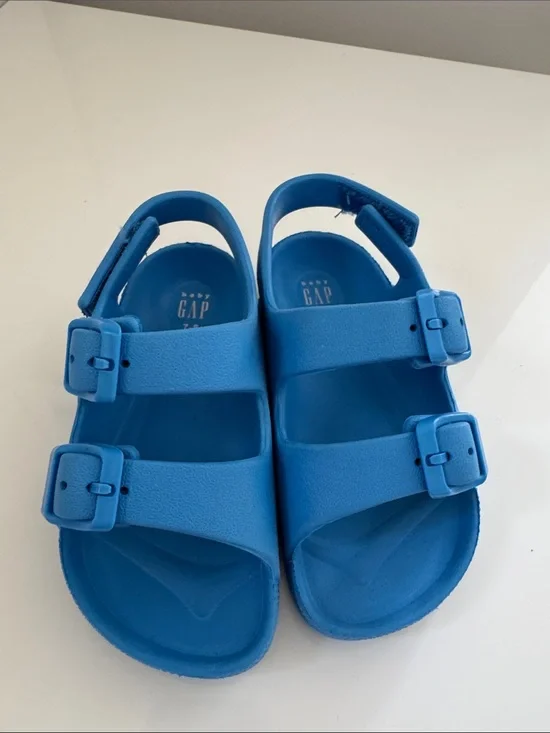 GAP Bright Blue Kids Double-Buckle Sandals Size 7/8