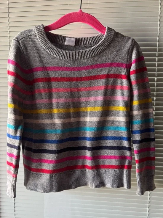 Gap Kids Rainbow Stripe Knit Sweater Gray Girls Size 5 (Fits Small)