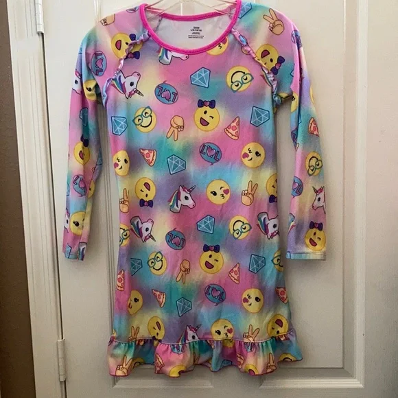 FINAL MARKDOWN Girls nighty large