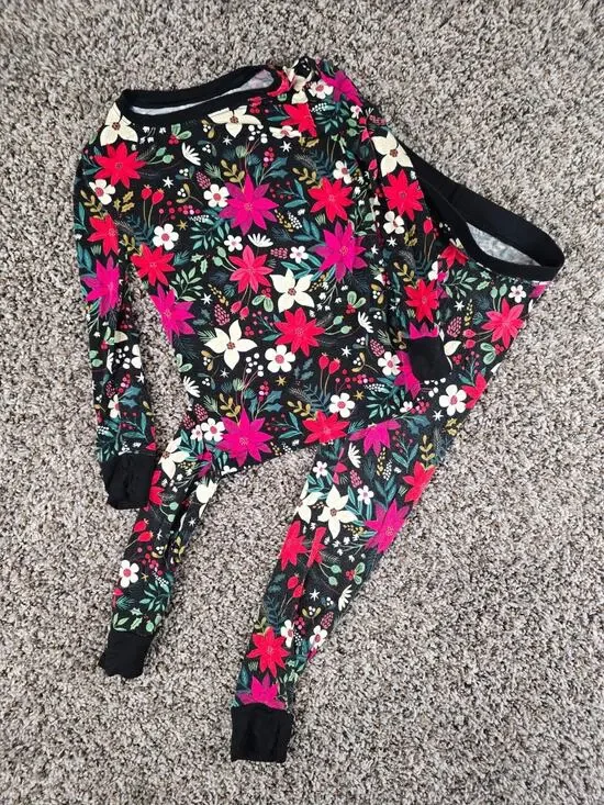 Little Sleepies Berry Merry pajama set Girls Sz 5/6 Holiday Floral Christmas