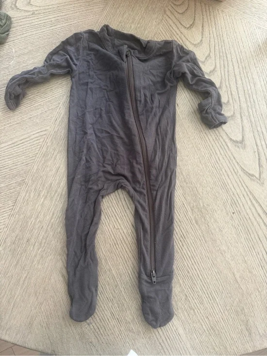 Unbranded Gray Baby Footed Zipper Pajamas