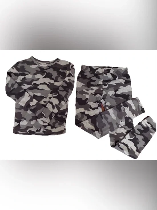 Cat & Jack Black and Gray Camo Thermal Pajama Set