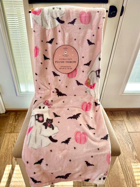 Pink Halloween Ghost Bats Pumpkins Black Kitty Cat Throw Blanket 50” x 70”