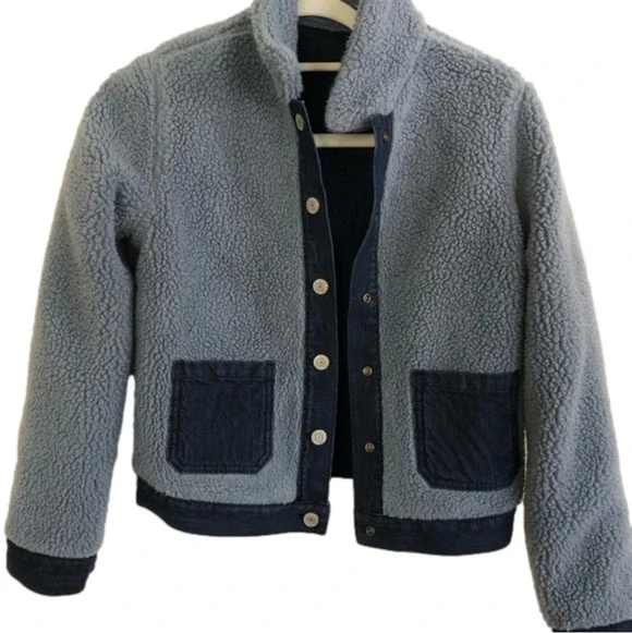 Gap reverse jacket
