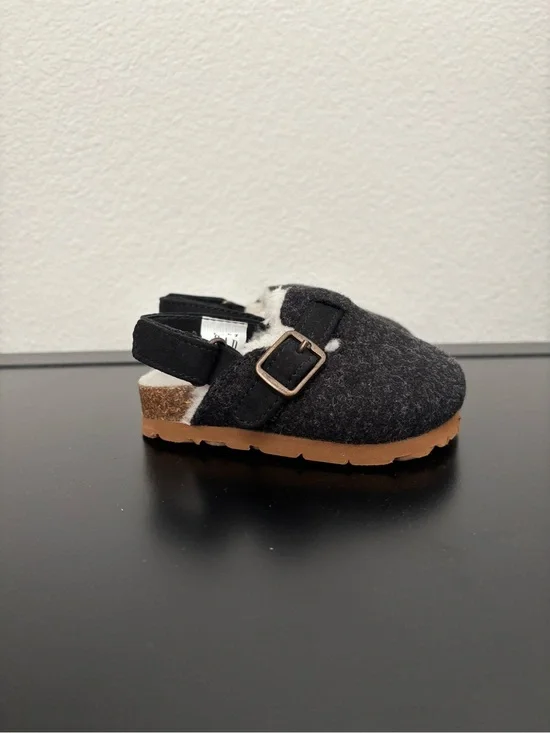 New Baby Gap Cozy Clogs sz 3/4c