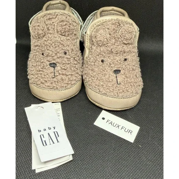 Baby Gap Crib Slipper Boots Shoes  6-12M Teddy Bear Sherpa  Faux Fur Cozy NWT
