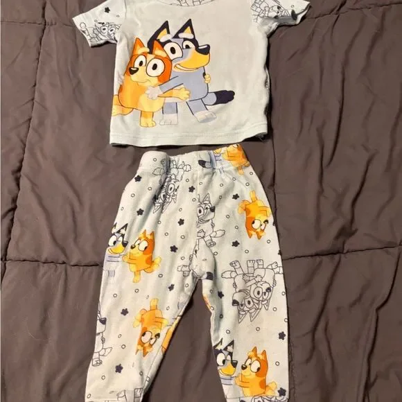 Disney Light Gray Kids Pajama Set with Blue and Orange Characters
