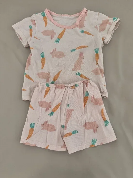 Hei Pipi Nekko Bunny Rabbit Carrot Pajamas Set Kids US 4T Pink
