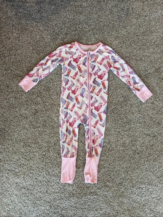 Girls 2T In My Jammers Boot Print Zip Front Footed Pajamas
