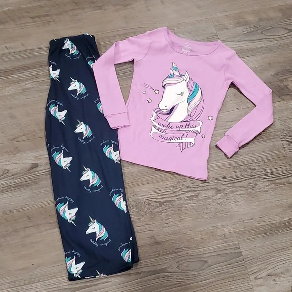 Carter Unicorn I woke up this Magical Matxhing Pajamas Set Size 8