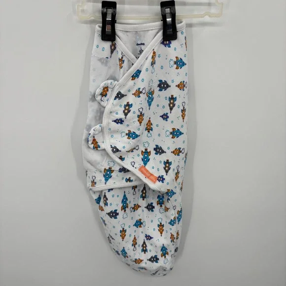 SwaddleMe Adjustable Swaddle Wrap Kids Large White Rocket Ship Space Print Sleep