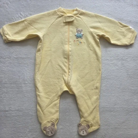 Vintage Carters Sleeper 3-6 Mths Bear Going Home Welcome To The family Zip