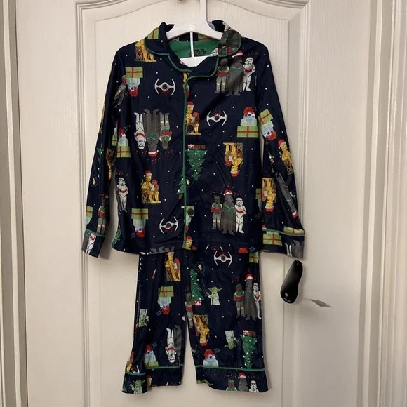 New Star Wars Holiday Pajama Sleep Set Blue Long Sleeve Disney Youth XS Size 4/5