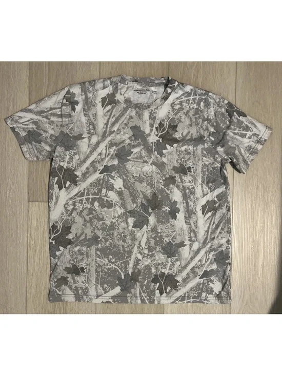Abercrombie kids A&F Classic Fit tee gray/white forest camouflage Kids 17/18