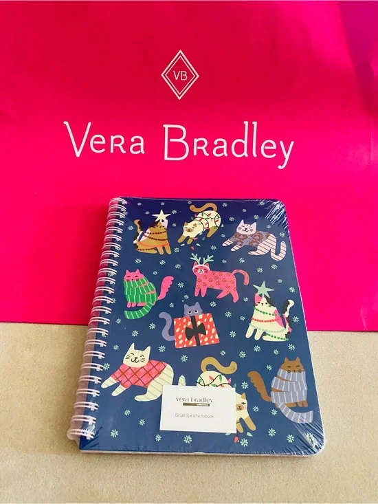Vera Bradley Small Spiral Notebook NWT Catnip Christmas.  160 pages