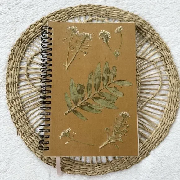 Handmade Dried Flower Notebook With Bookmark A5 Unlined 60 Sheets 120 Pages