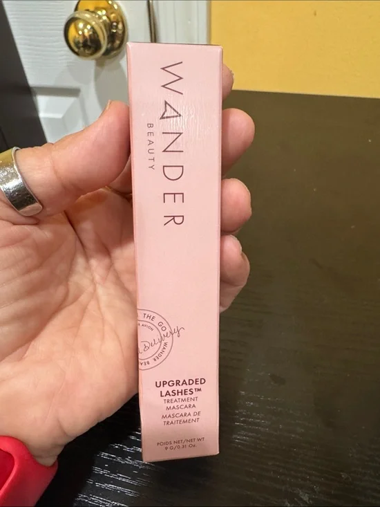 Wander Beauty Upgraded Lashes Treatment Mascara - jet black sealed