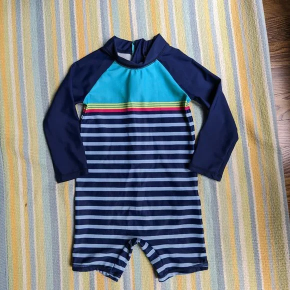 Carter's one-piece rashguard suit 18m
