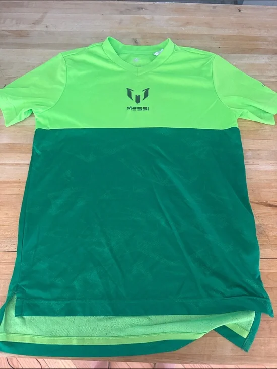 Vintage boys Messi Jersey