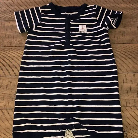 Captain 👩‍✈️ 👩‍✈️ Adorable! Carters Onesie Snap Bottom for Easy In and Out.