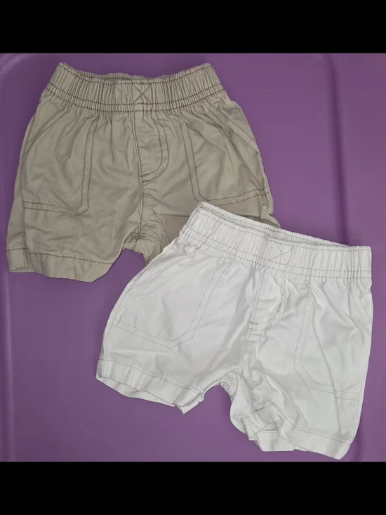 Carter's Baby Boy Shorts Size 6 Months - White and Khaki