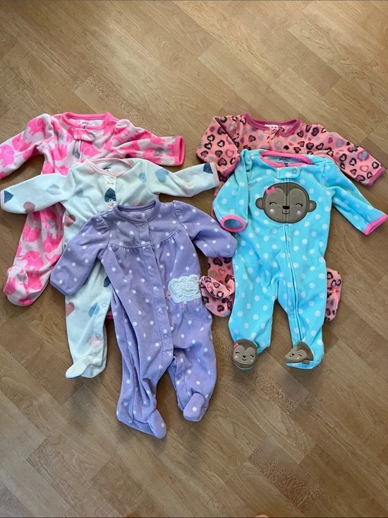 Carters 0-3M Baby girl One-Piece Footie Fleece Sleepers PJs Sleep n Play