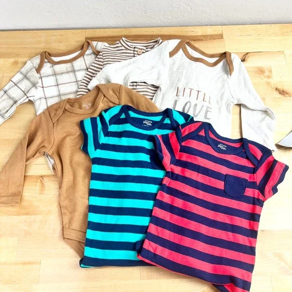 Lot 5‎ Baby Bodysuits 3-6 Months Carter's Old Navy Le Top Bebe Long Short Sleeve