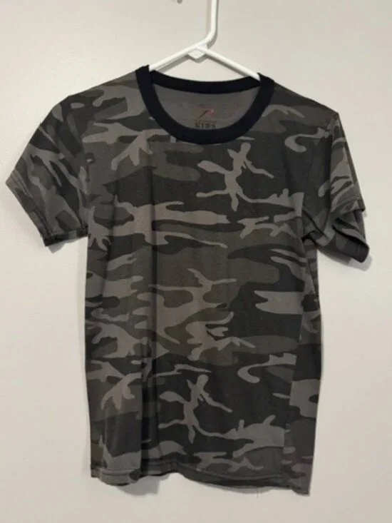 Kids Rothco Kids Short Sleeve Round Neck T Shirt Color Dark Camo Size Large