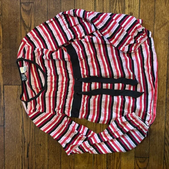 Pogo Club brand top