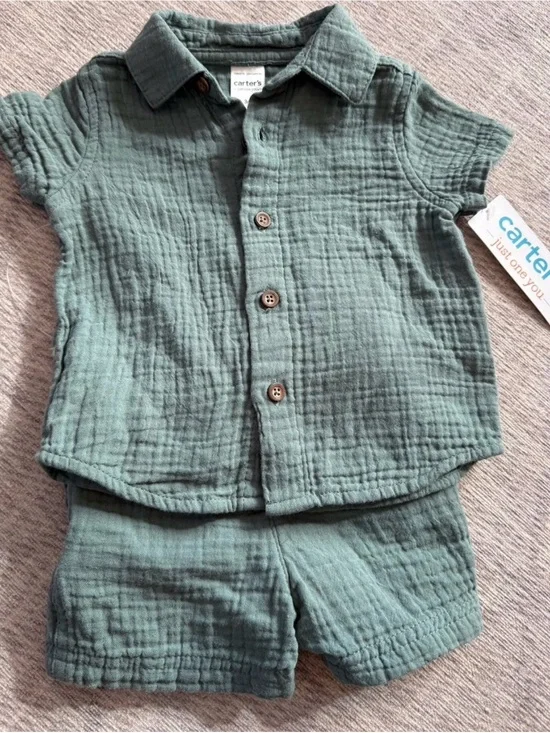 Carter's Green Gauze Two-Piece Shirt and Shorts Set