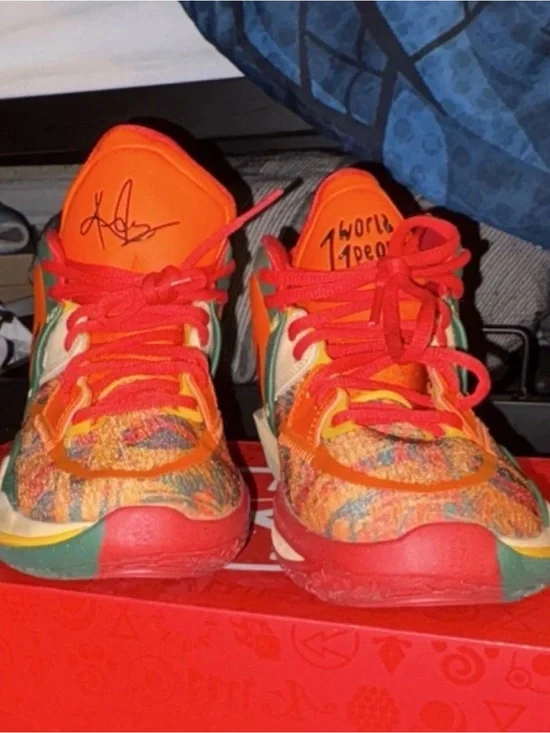 Nike Kyrie Infinity GS Boys' Basketball Shoes Orange Multicolor Size 6y