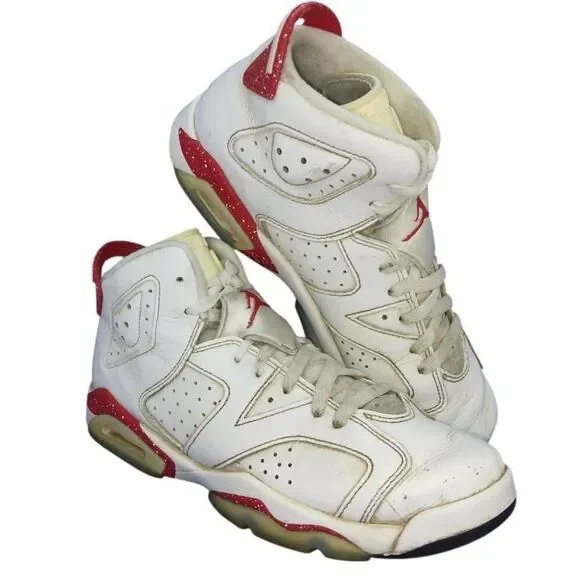 Nike Air Jordan Retro 6 Boy's 